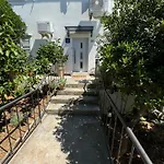 House Erin Tara Sigrid, Hvar * フヴァル