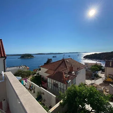 בית נופש House Erin Tara Sigrid, Hvar *