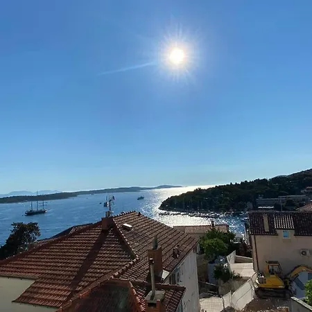 House Erin Tara Sigrid, Hvar Будинок відпочинку *