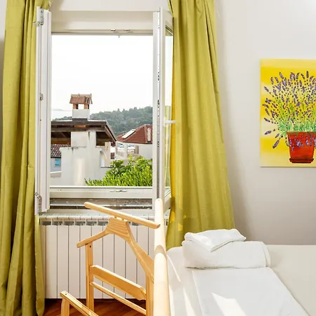 House Erin Tara Sigrid, Hvar 흐바르