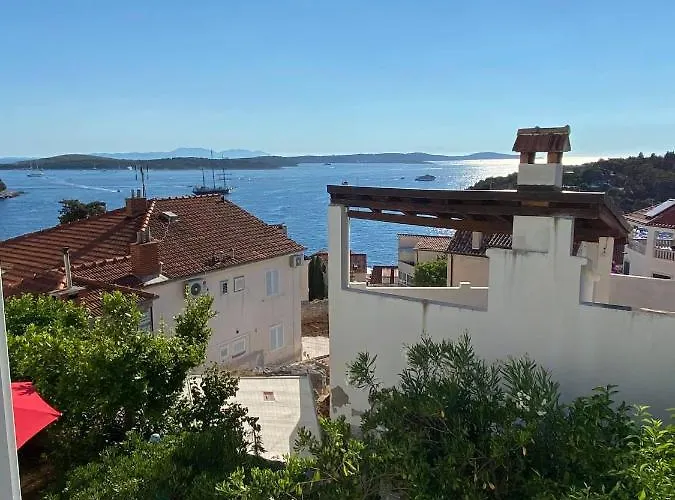 Holiday home House Erin Tara Sigrid, Hvar *