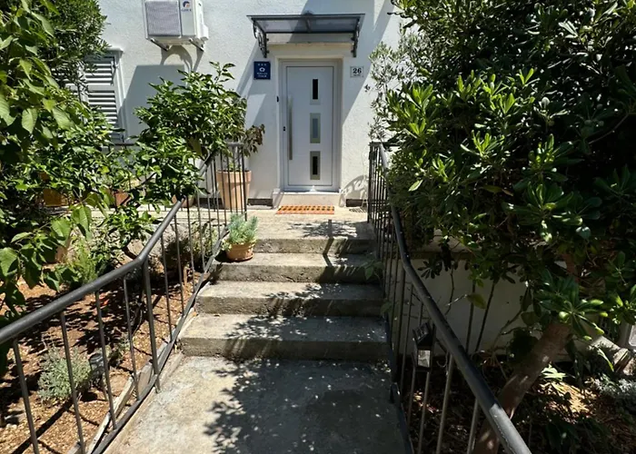 House Erin Tara Sigrid, Hvar * Hvar Town