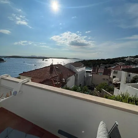 House Erin Tara Sigrid, Hvar Semesterbostad Hvar Town