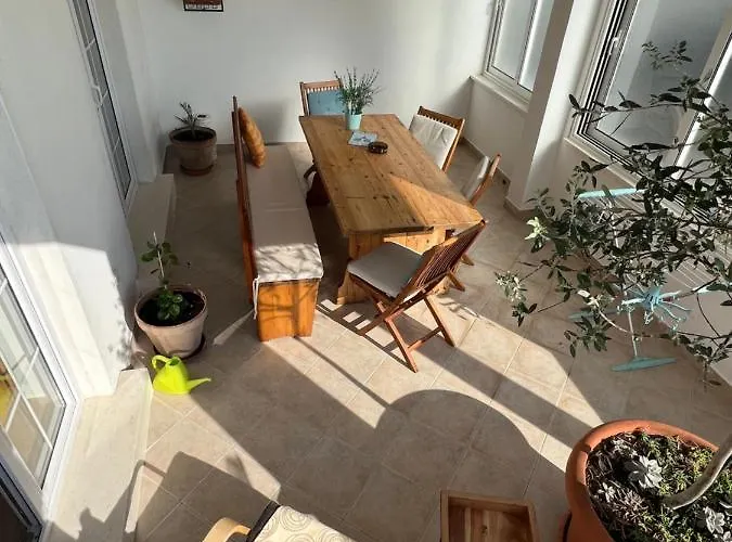 House Erin Tara Sigrid, Hvar