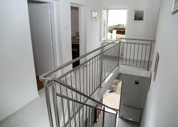 House Erin Tara Sigrid, Hvar Дом отдыха Хвар